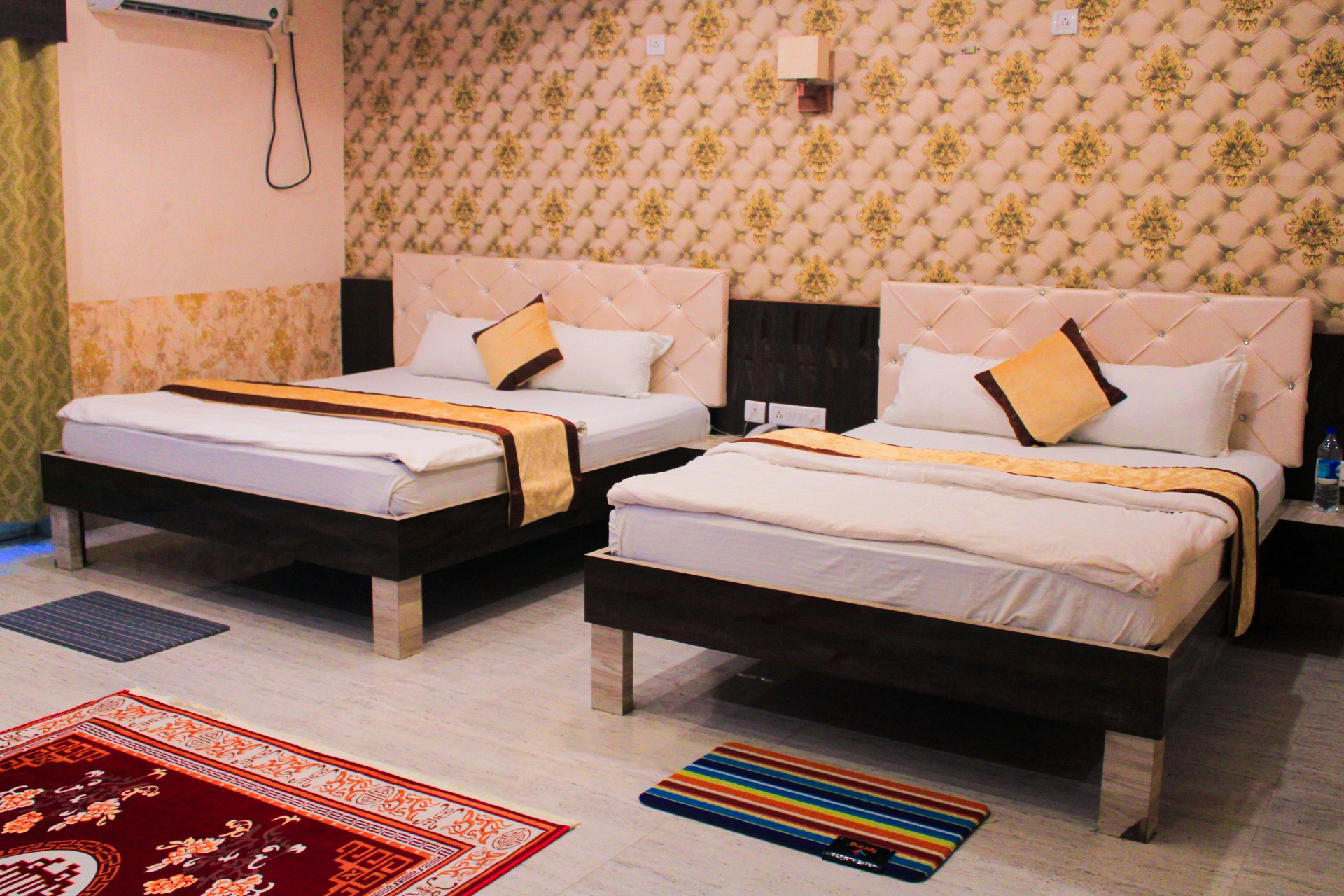 Deluxe Room at hotel sujata Palace